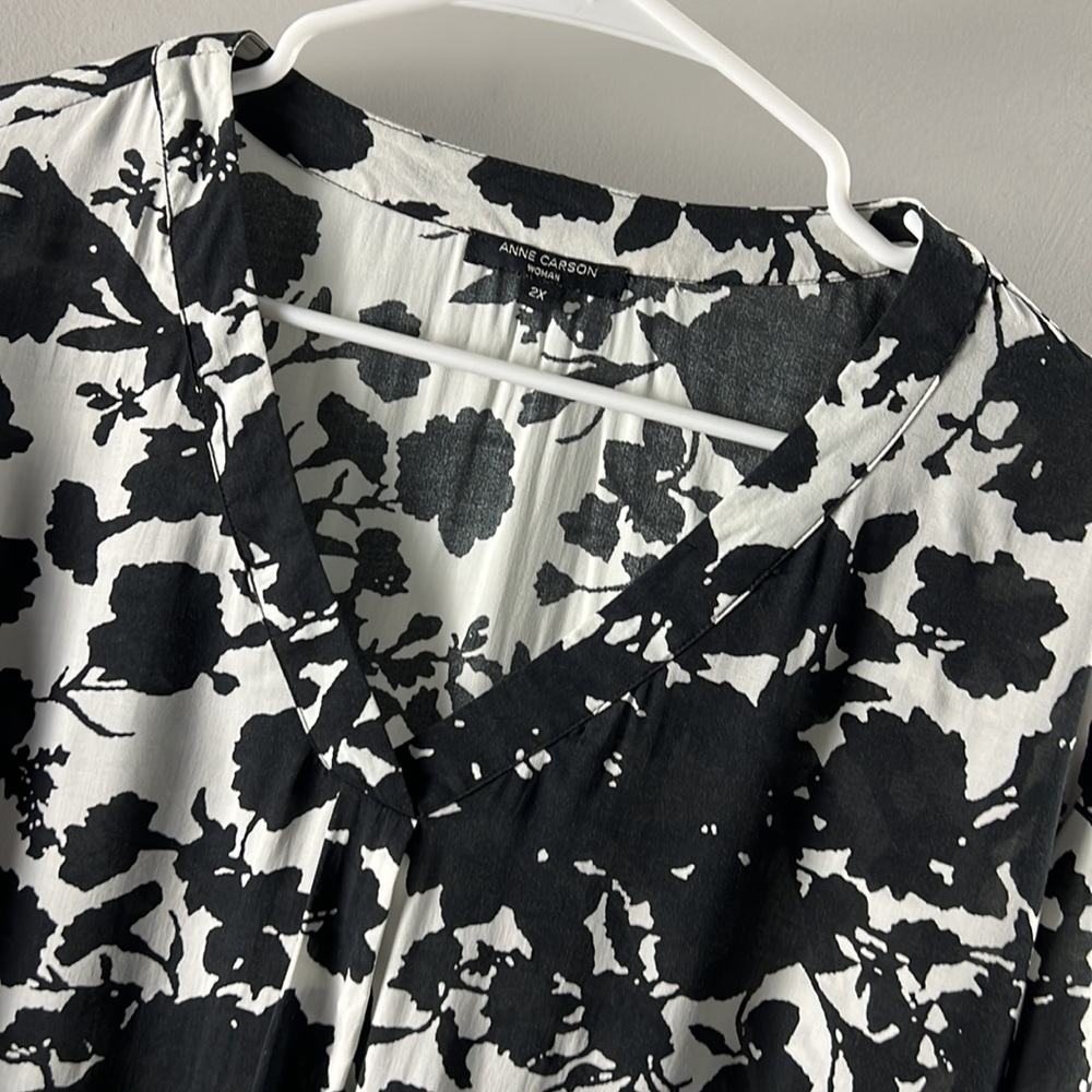 Anne Carson blouse tunic top - Picture 2 of 5